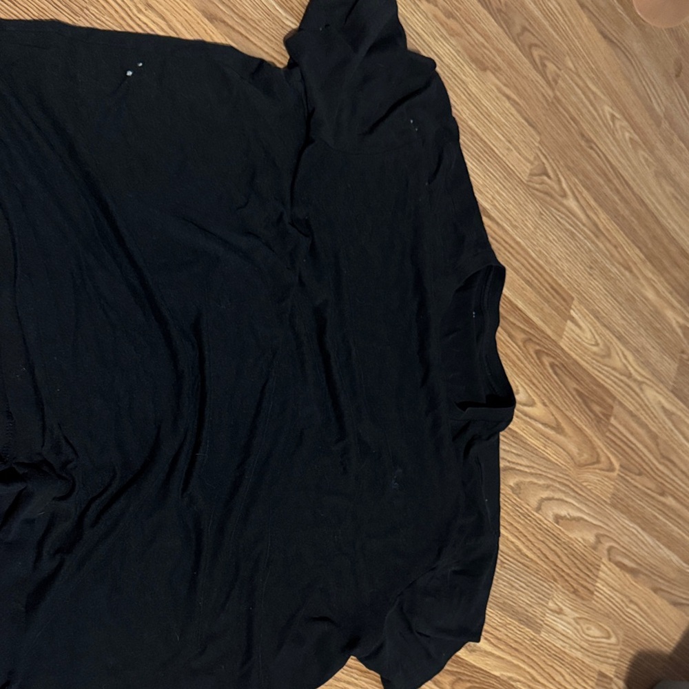 American Eagle Outfitters Black Tee